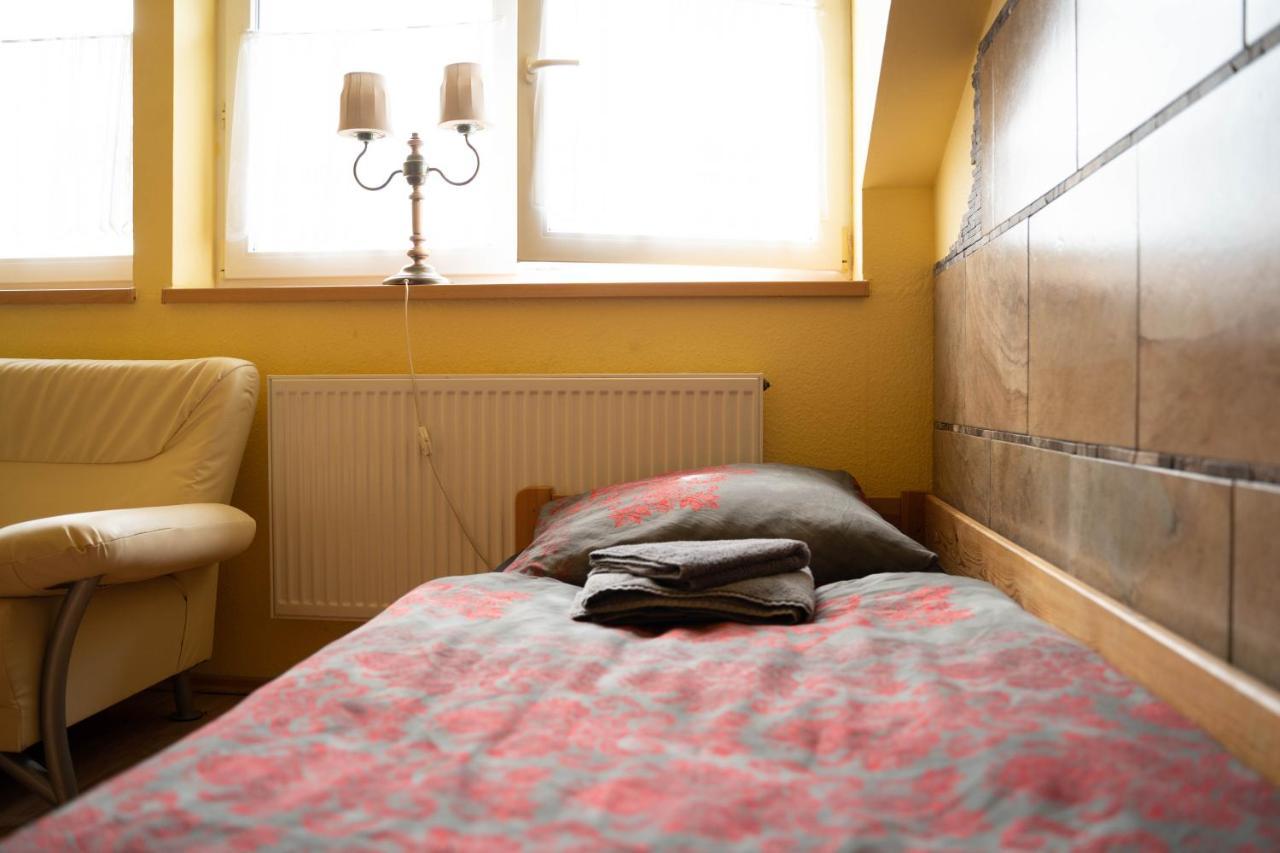 Pension Sxf Schönefeld Екстериор снимка