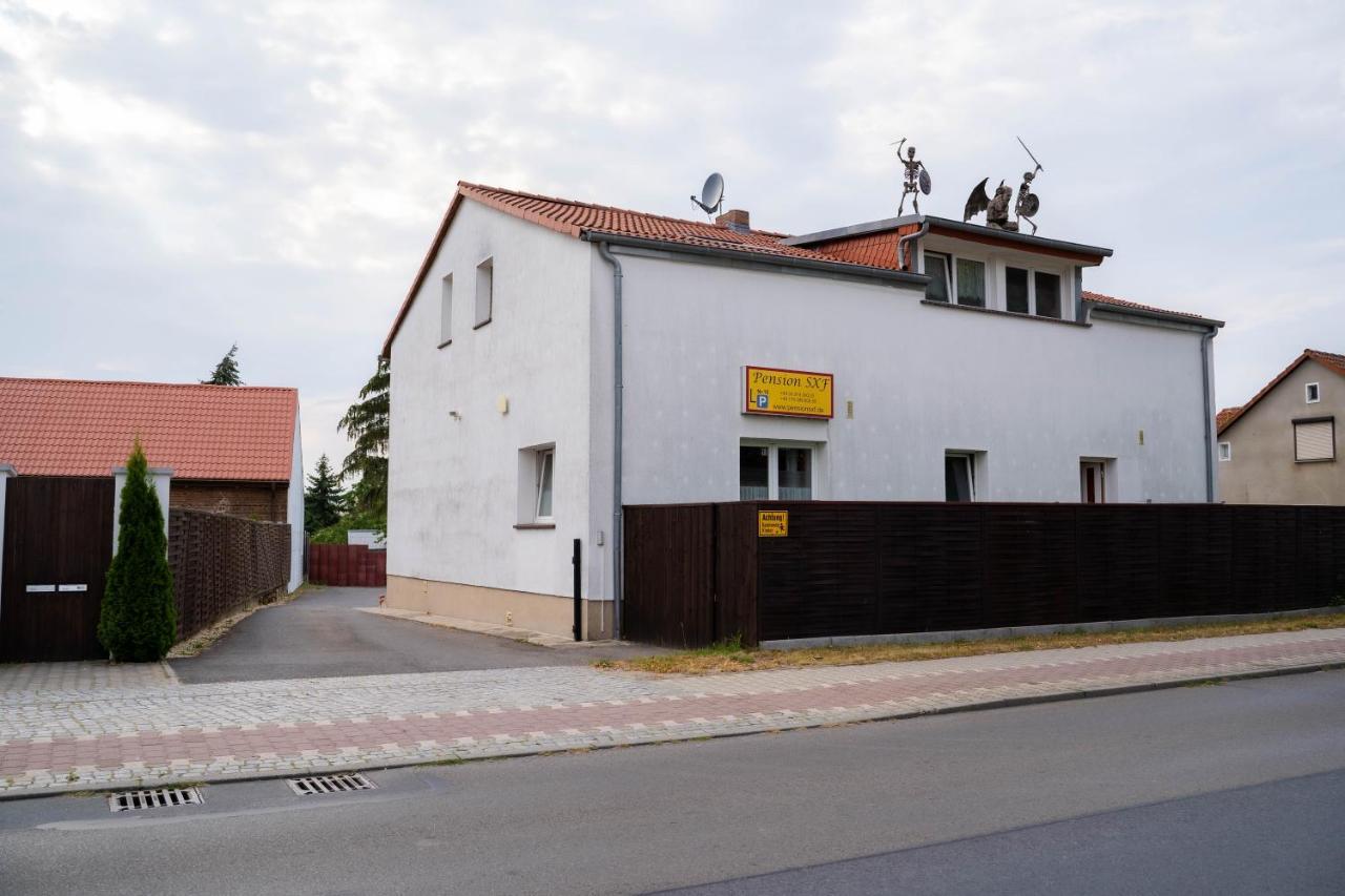 Pension Sxf Schönefeld Екстериор снимка