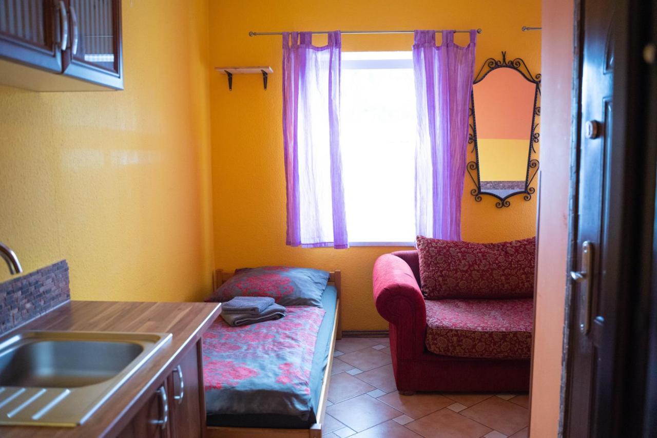Pension Sxf Schönefeld Екстериор снимка