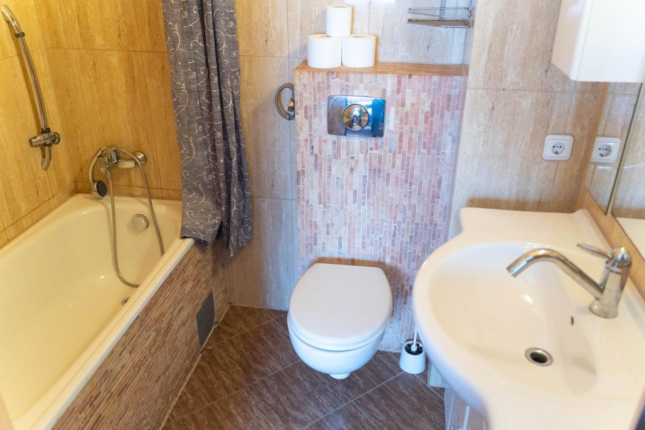 Pension Sxf Schönefeld Екстериор снимка
